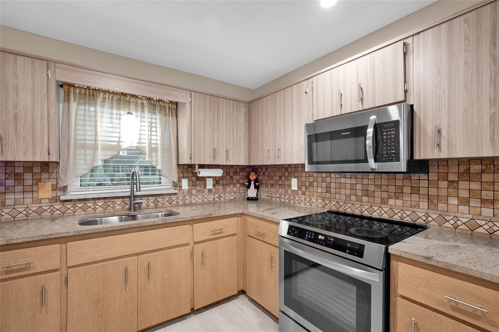 8883 SW 93RD LN #F, OCALA, FL — photo 10