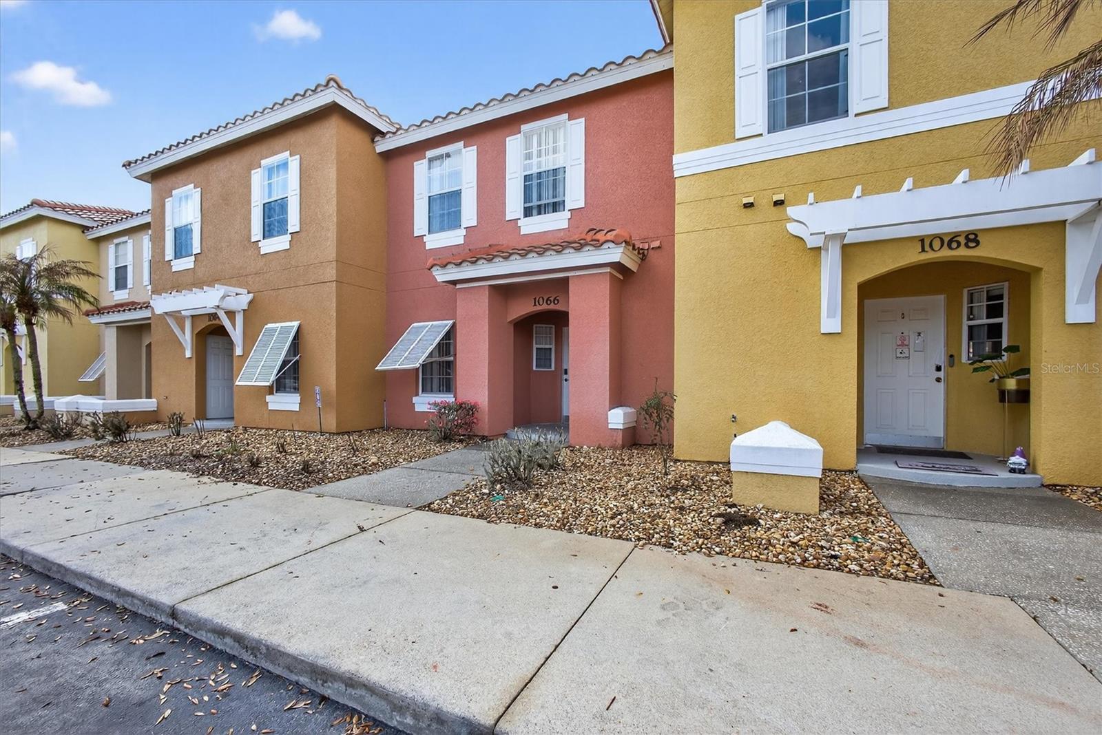 1066 PARK RIDGE CIR, KISSIMMEE, FL — photo 4