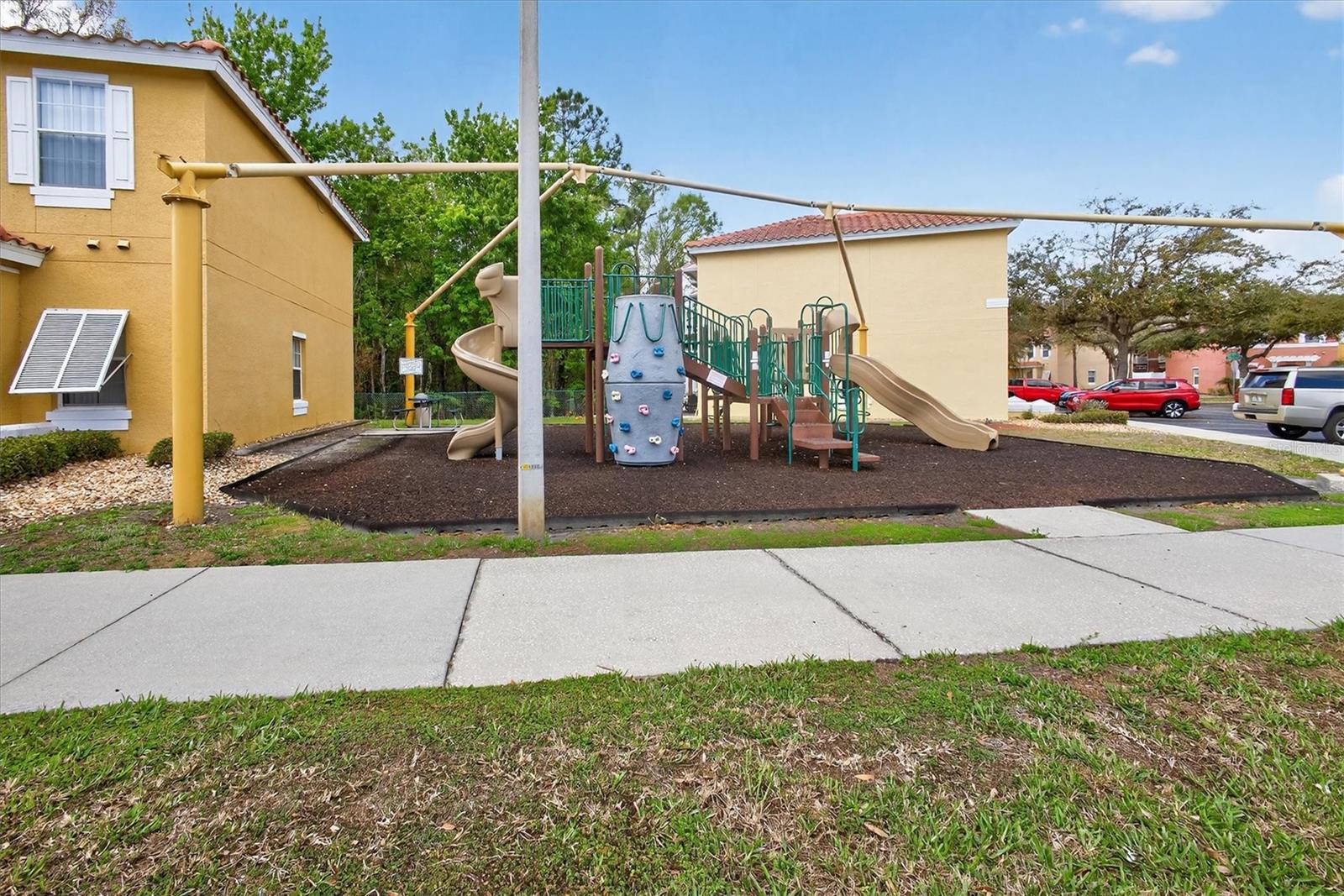 1066 PARK RIDGE CIR, KISSIMMEE, FL — photo 12