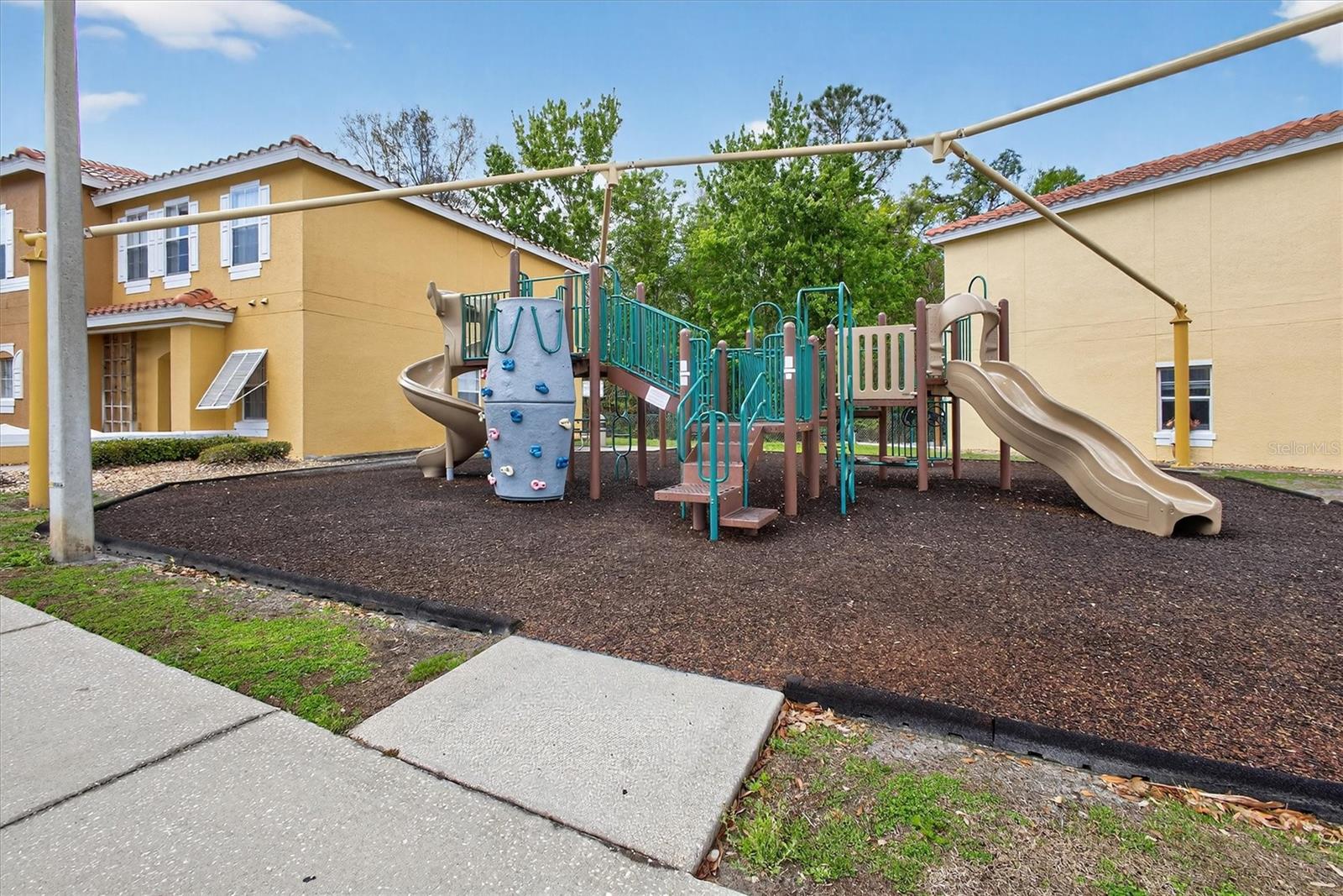 1066 PARK RIDGE CIR, KISSIMMEE, FL — photo 13