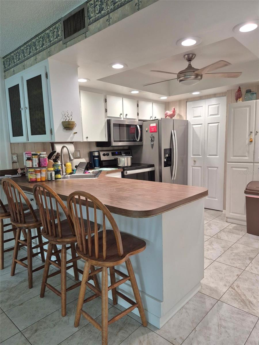 225 COUNTRY CLUB DR #C225, LARGO, FL — photo 11