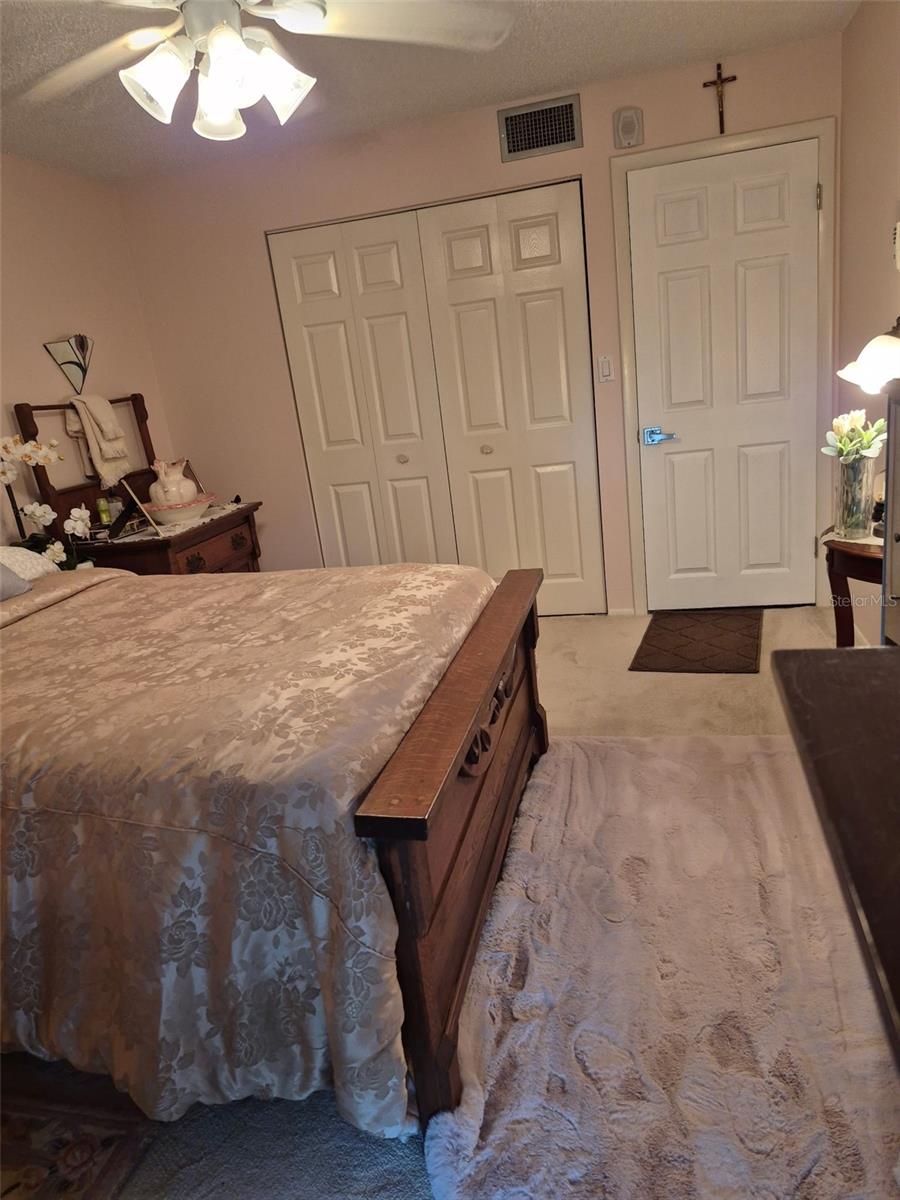 225 COUNTRY CLUB DR #C225, LARGO, FL — photo 25