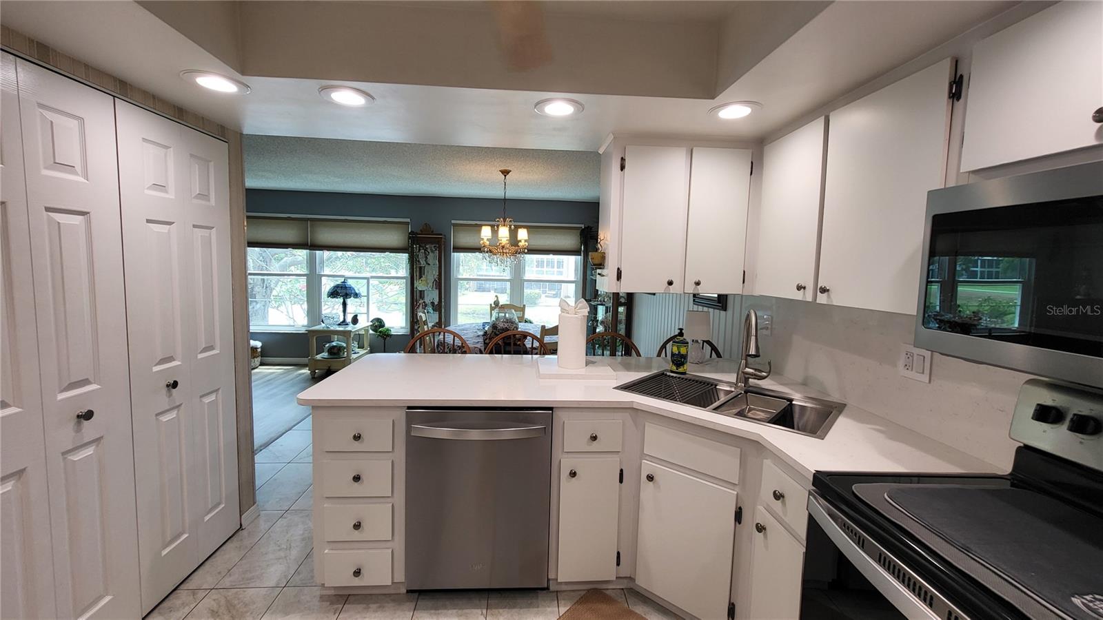 225 COUNTRY CLUB DR #C225, LARGO, FL — photo 5