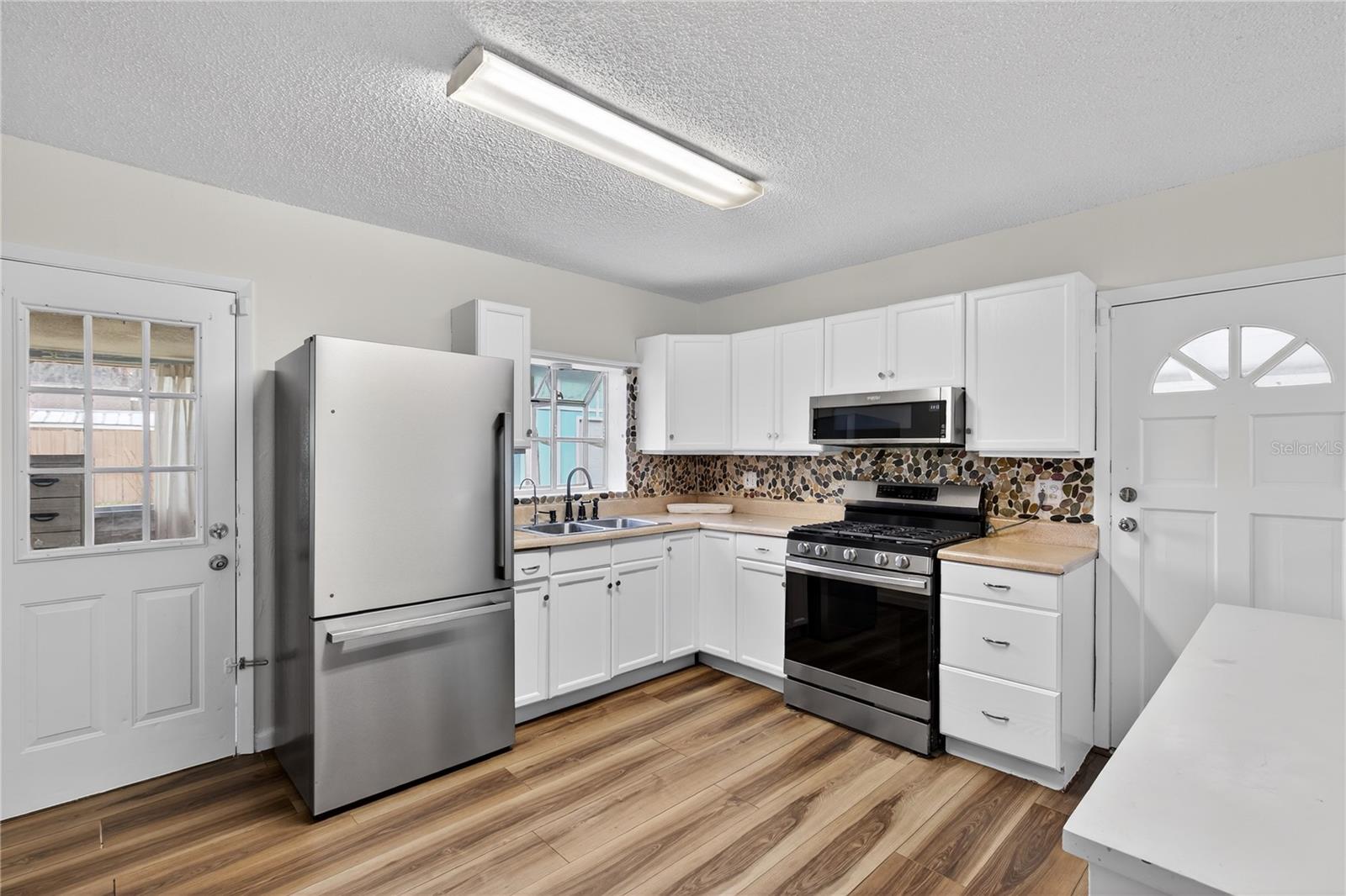 521 MICHIGAN ST, MOUNT DORA, FL — photo 12