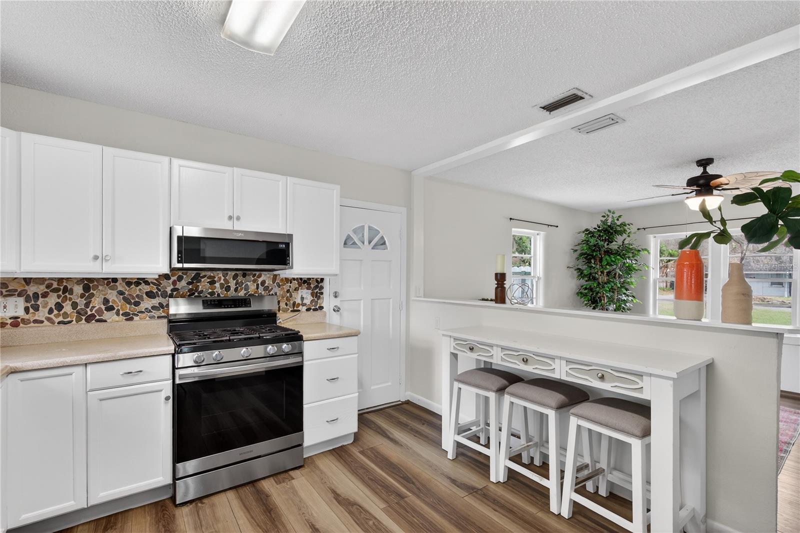 521 MICHIGAN ST, MOUNT DORA, FL — photo 16