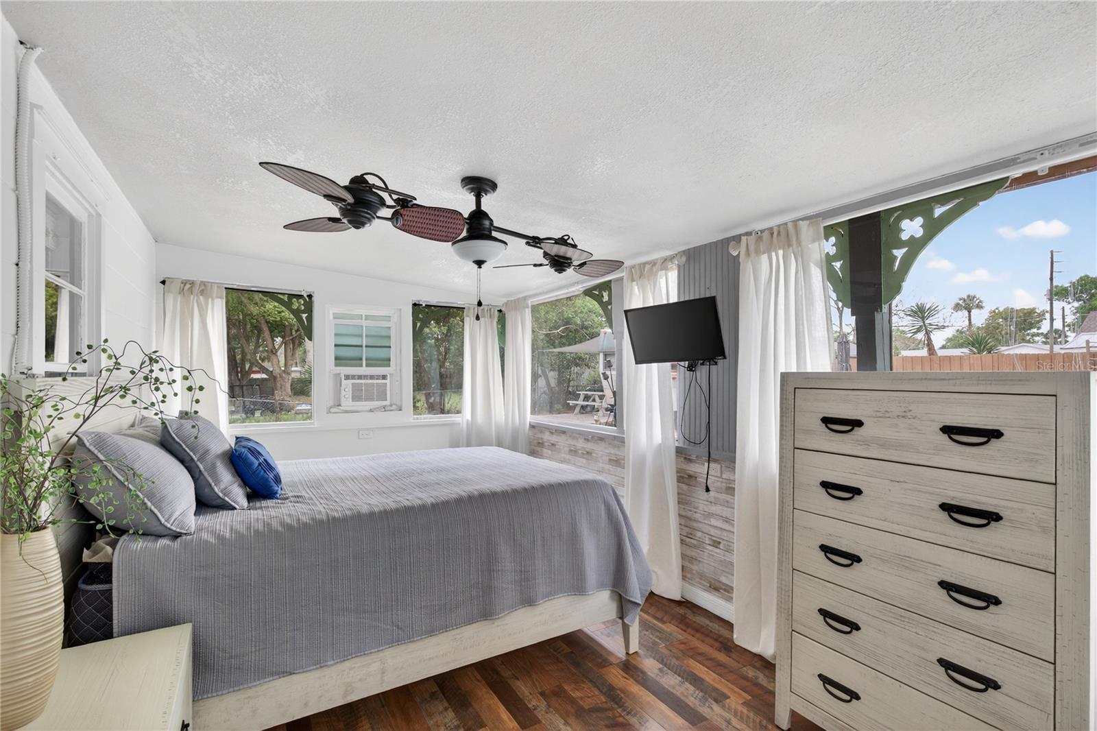521 MICHIGAN ST, MOUNT DORA, FL — photo 21