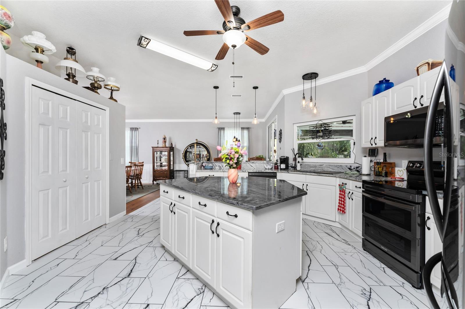 15105 ALDAMA CIR, PORT CHARLOTTE, FL — photo 11