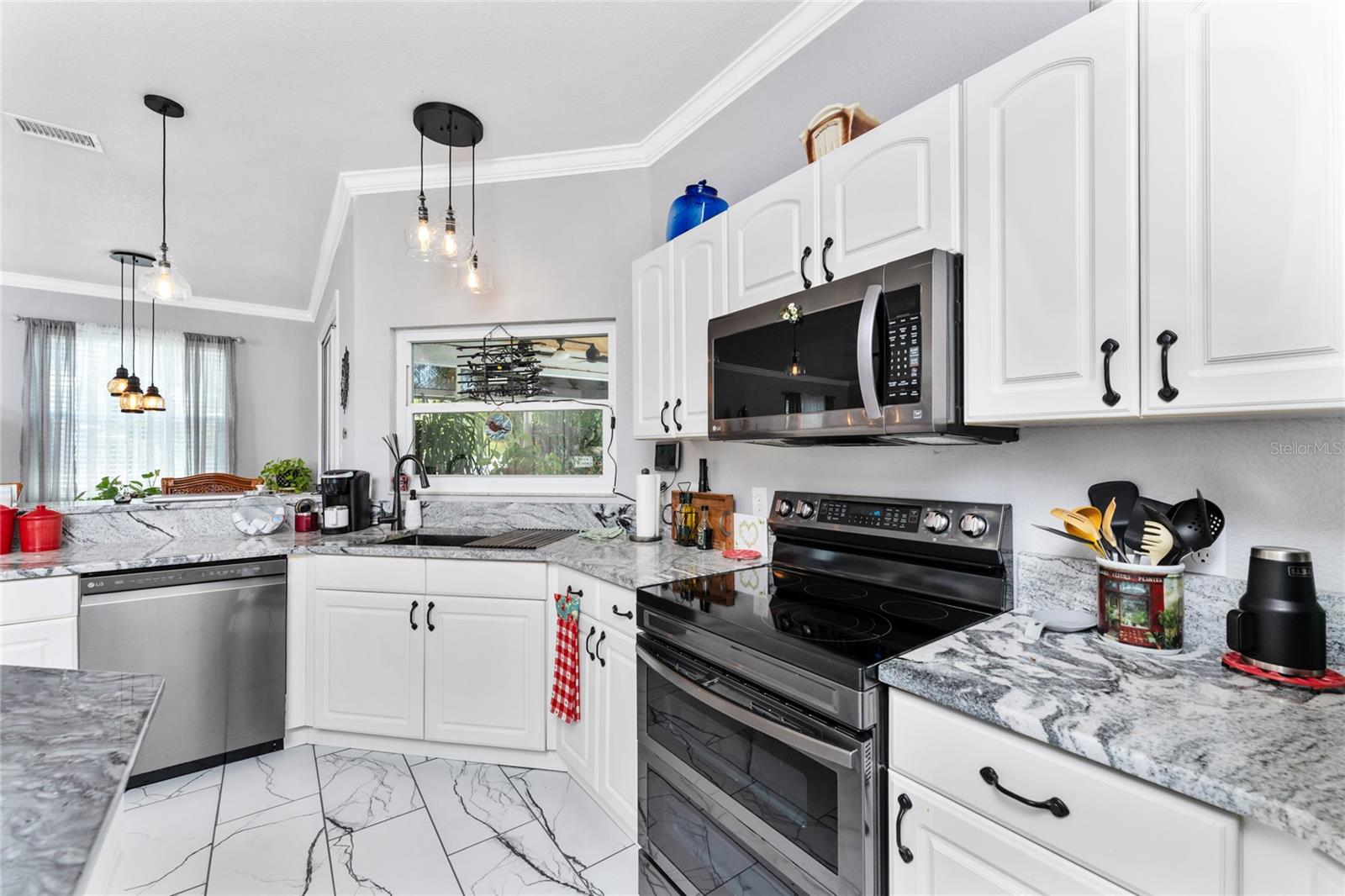15105 ALDAMA CIR, PORT CHARLOTTE, FL — photo 14
