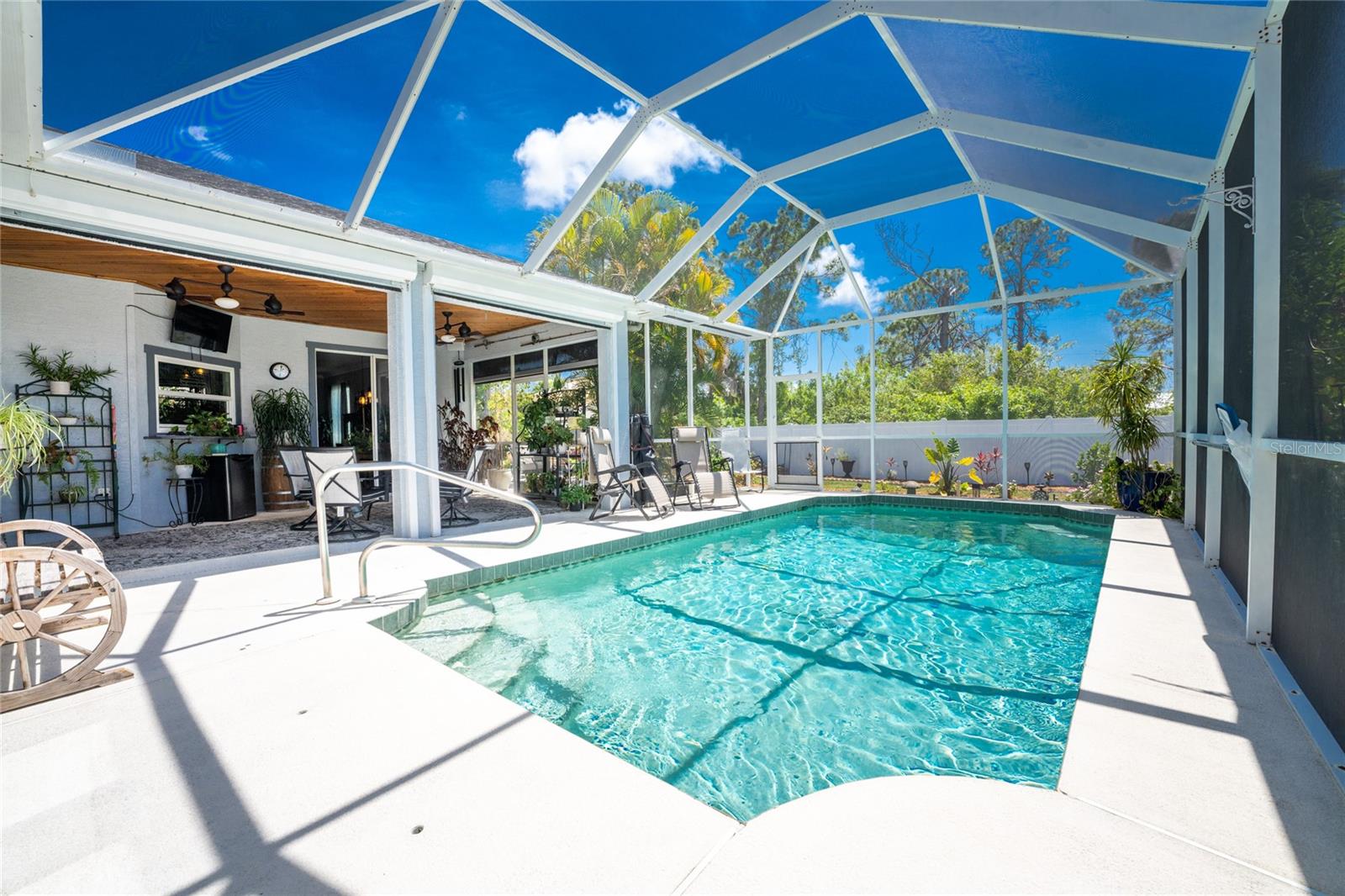 15105 ALDAMA CIR, PORT CHARLOTTE, FL — photo 2