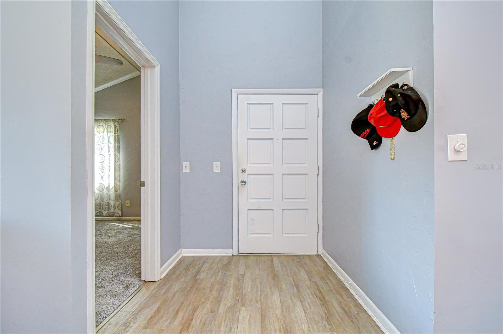 13402 PINE LAKE WAY #202B, TAMPA, FL — photo 3