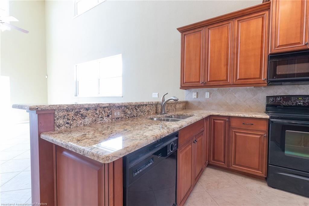 1900 OASIS BLVD, SEBRING, FL — photo 15