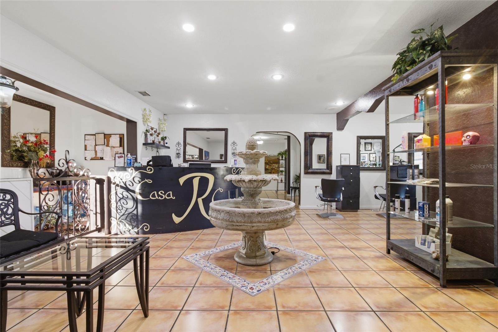 9729 N ARMENIA AVE, TAMPA, FL — photo 8