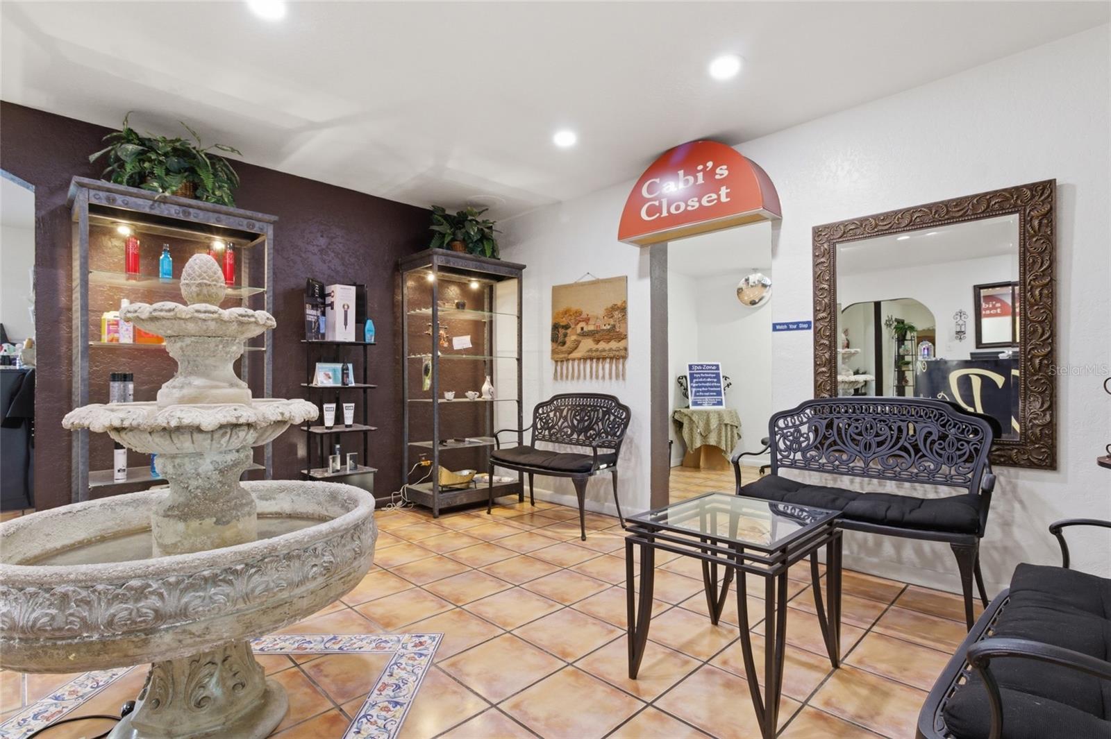 9729 N ARMENIA AVE, TAMPA, FL — photo 10
