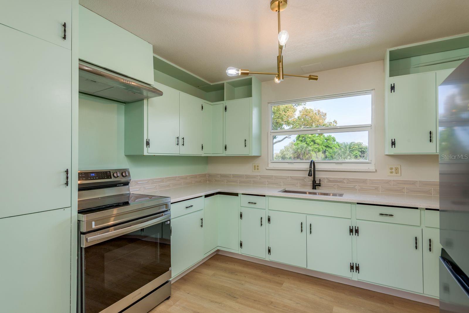 2347 WATROUS DR, DUNEDIN, FL — photo 22