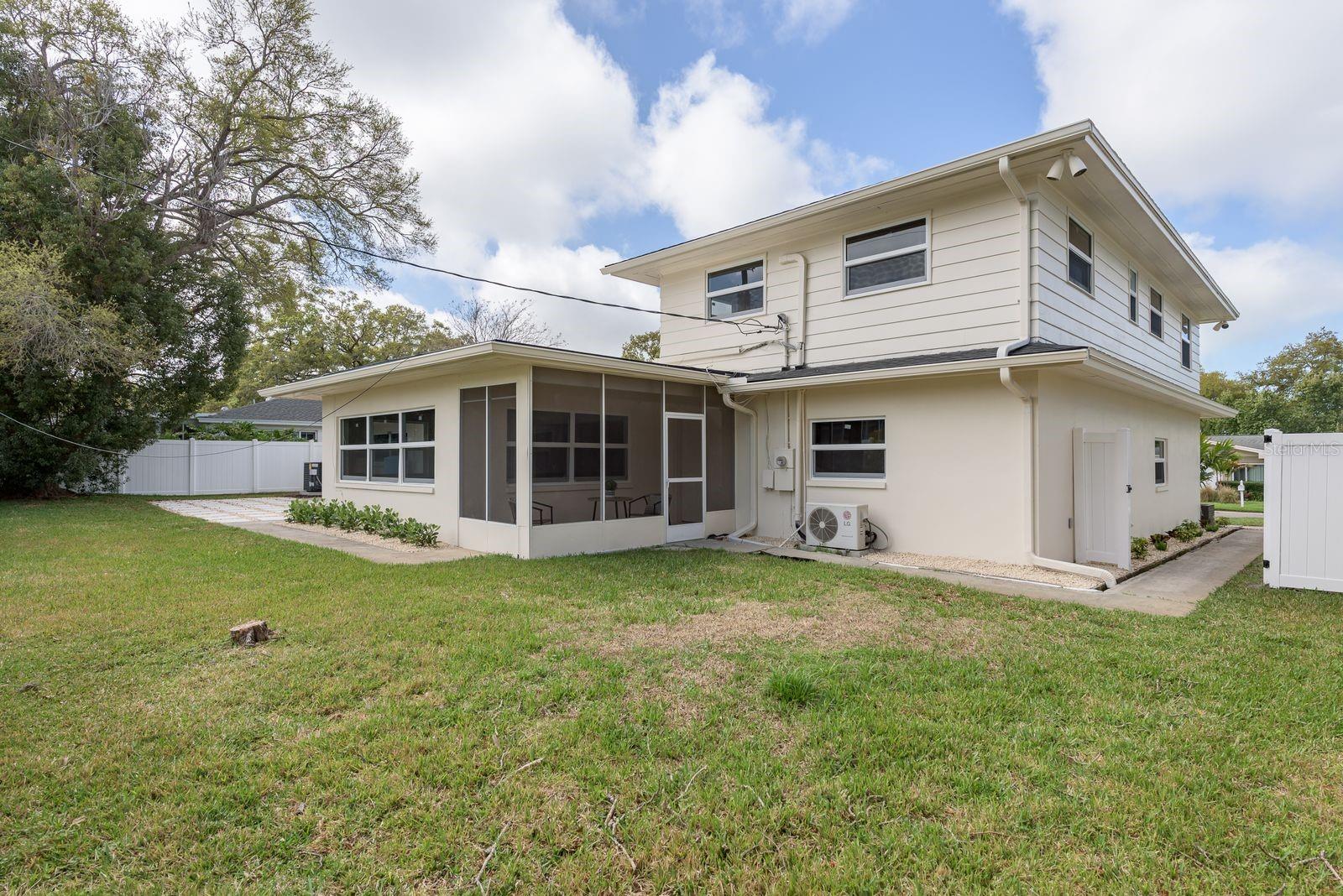 2347 WATROUS DR, DUNEDIN, FL — photo 60