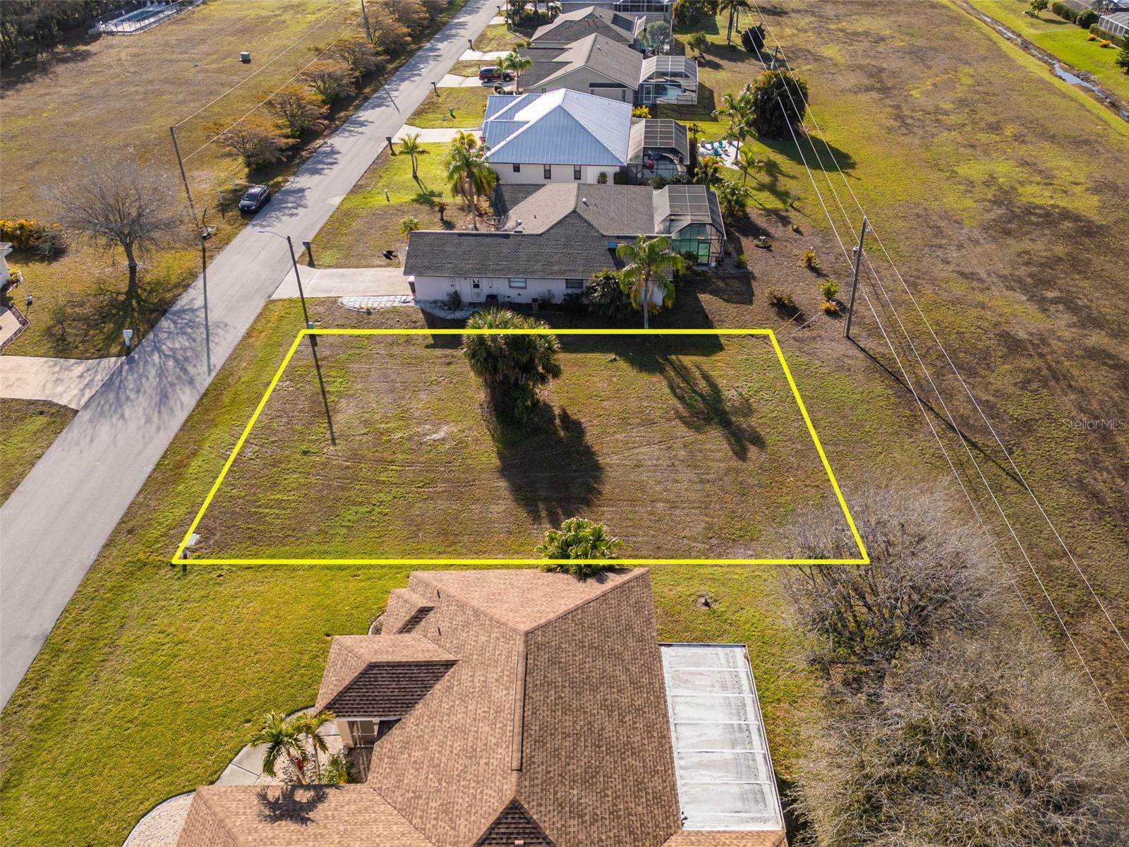 7179 N PLUM TREE, PUNTA GORDA, FL — photo 2