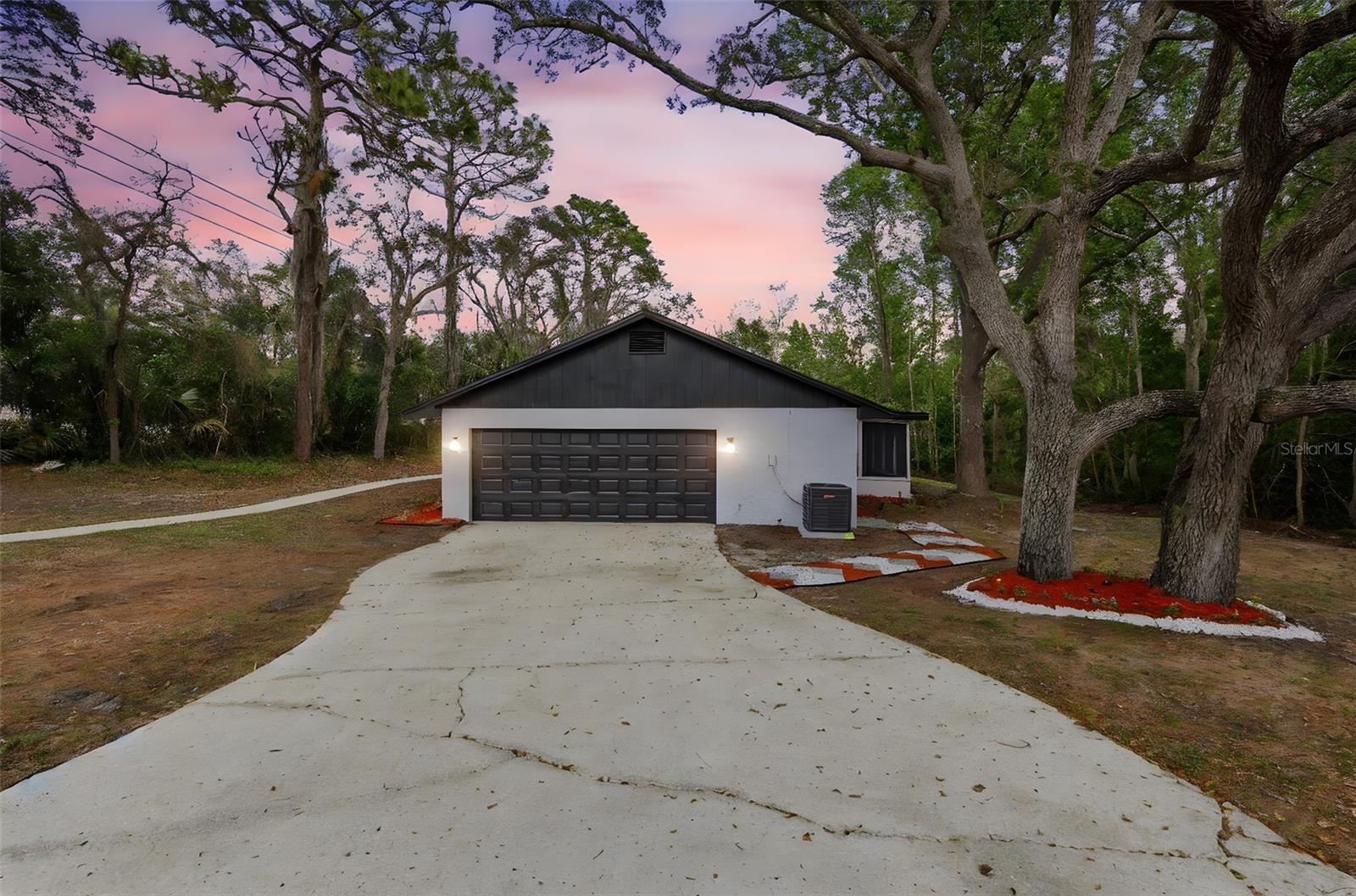 300 E SWEETWATER CREEK DR, LONGWOOD, FL
