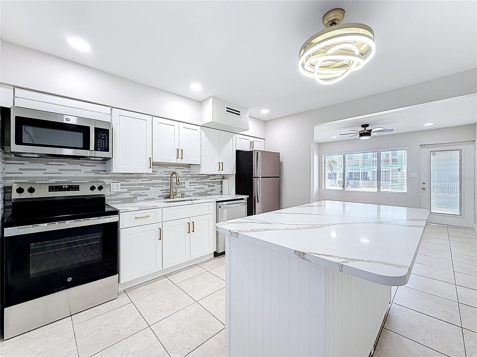 1840 SHORE DR S #5, SOUTH PASADENA, FL