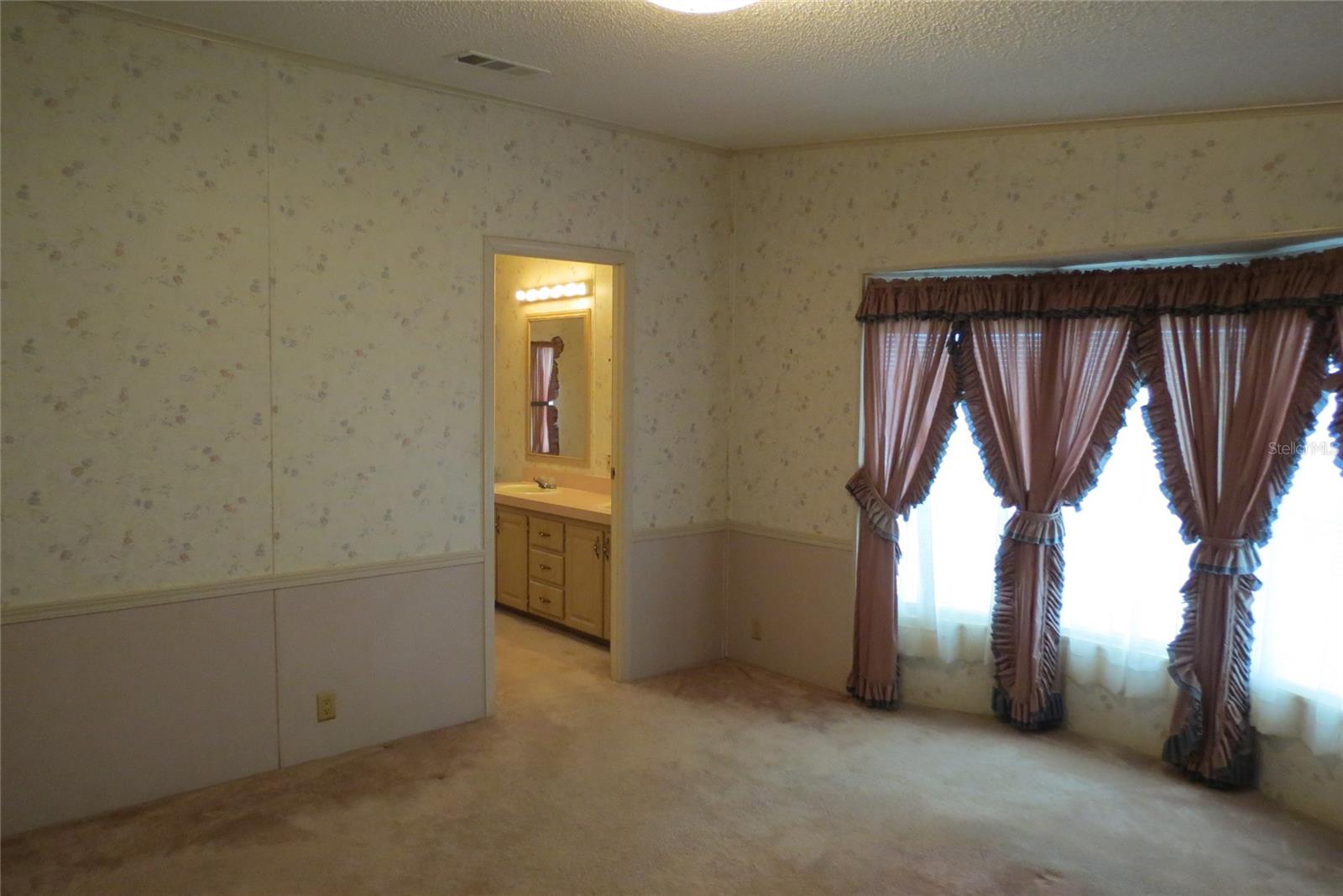 36603 JODI AVE, ZEPHYRHILLS, FL — photo 14