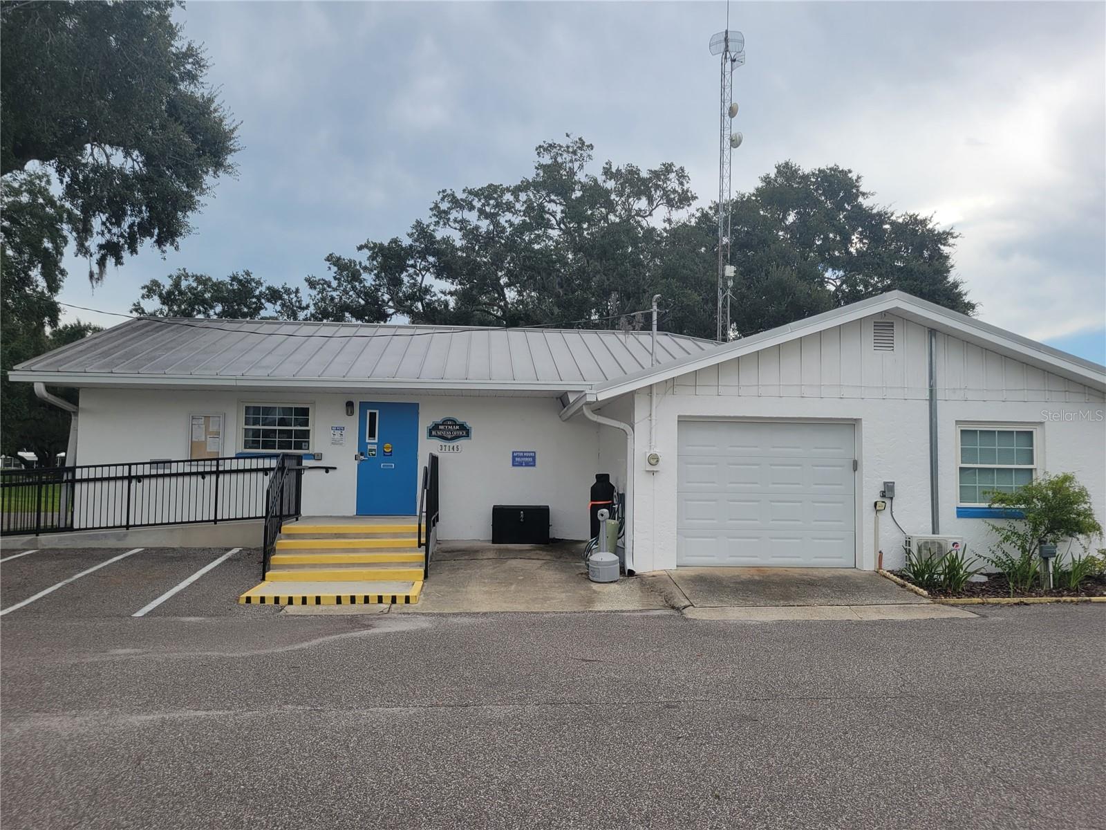 36603 JODI AVE, ZEPHYRHILLS, FL — photo 49