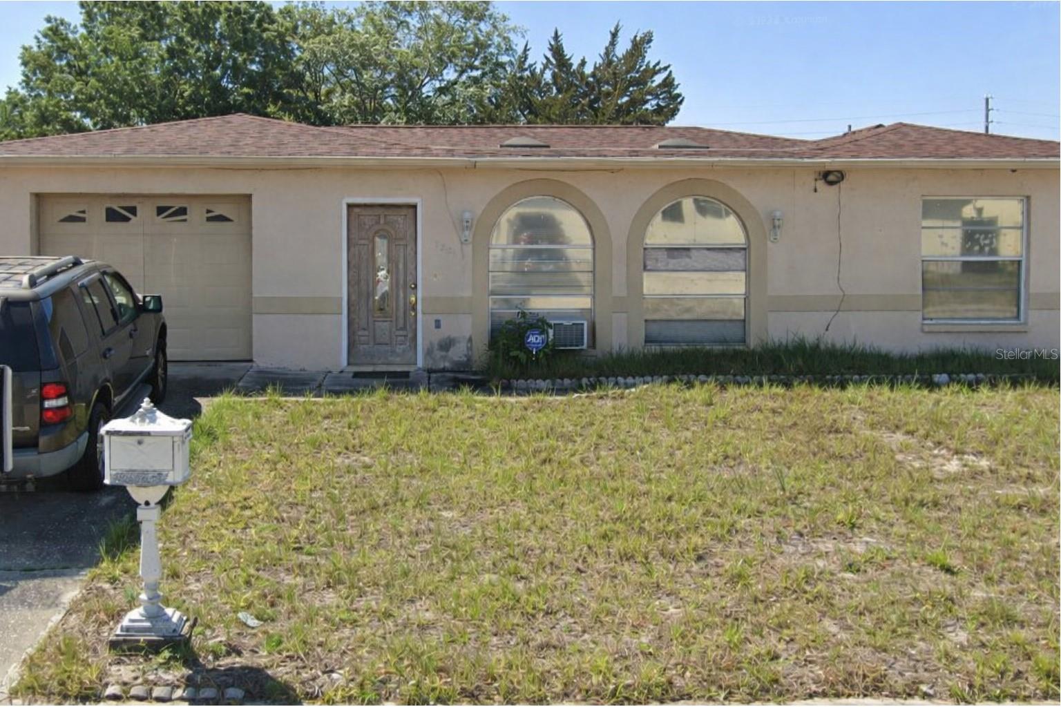 9201 BARRINGTON LN, PORT RICHEY, FL