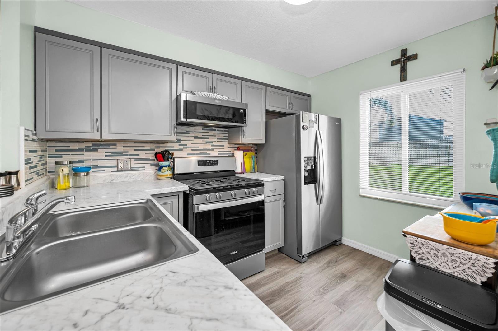1175 MISSION CIR #1175, CLEARWATER, FL — photo 5