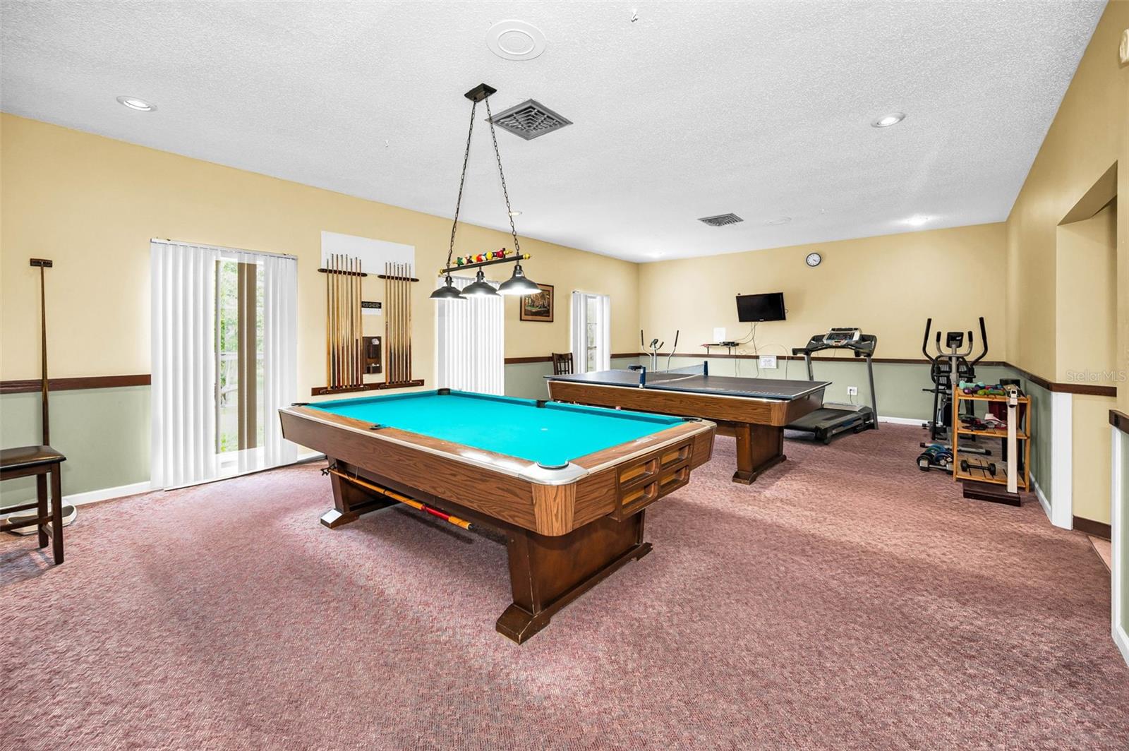 1175 MISSION CIR #1175, CLEARWATER, FL — photo 33