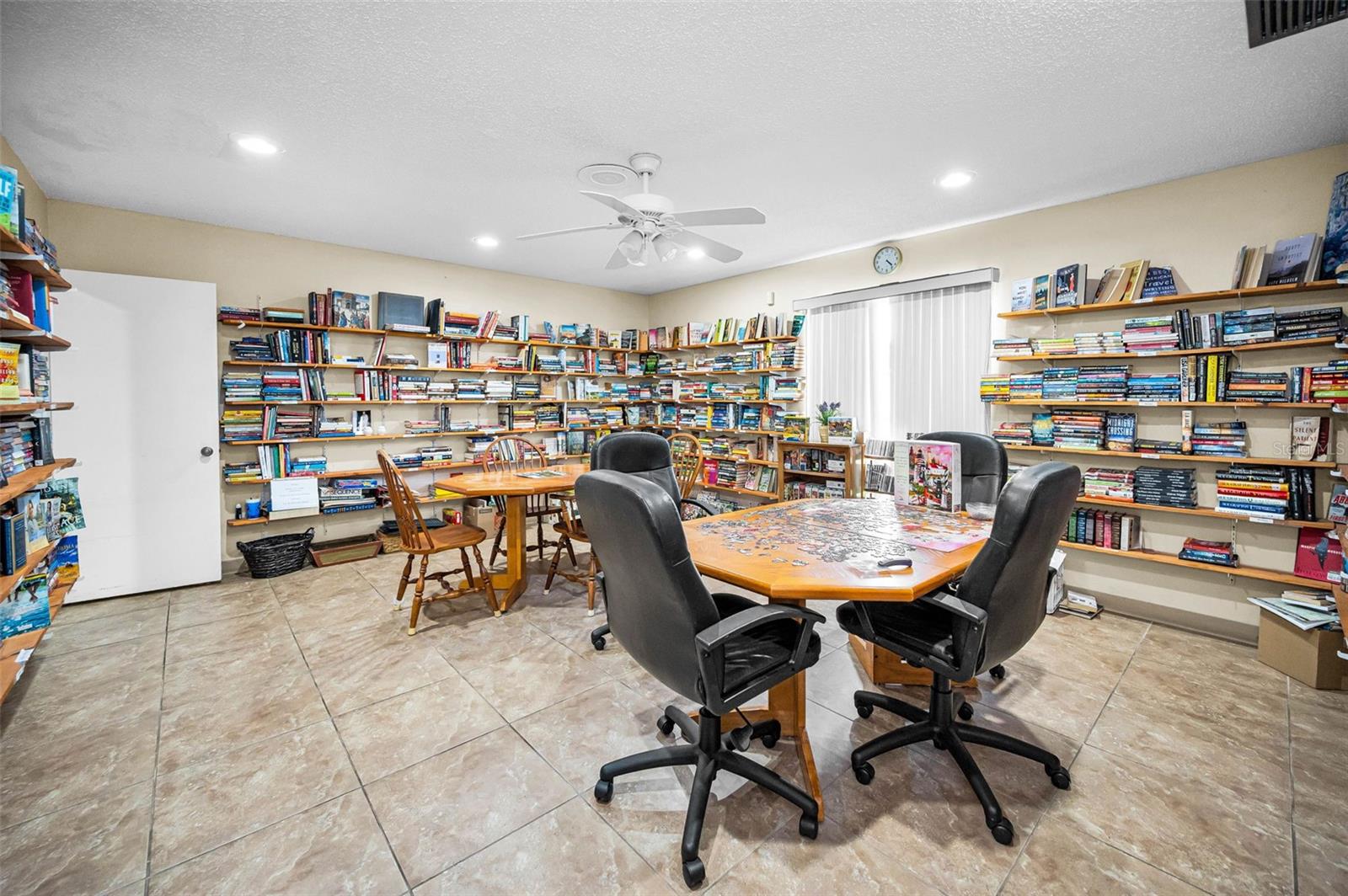 1175 MISSION CIR #1175, CLEARWATER, FL — photo 34