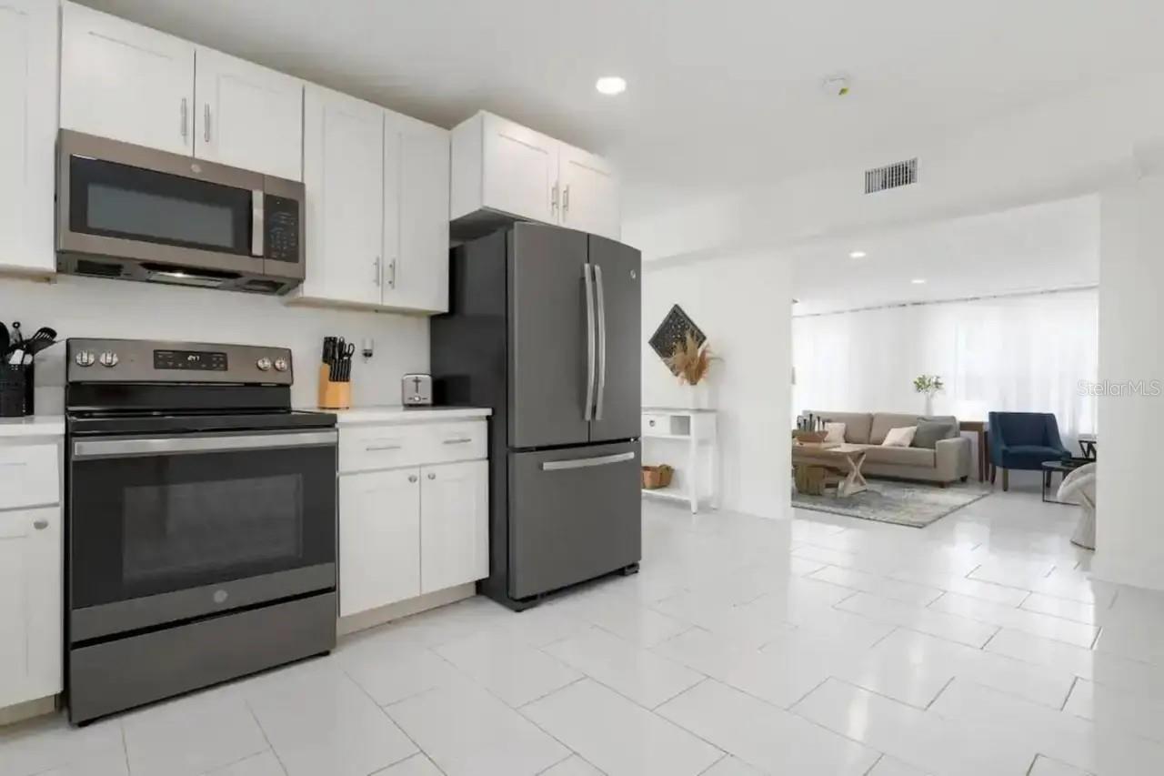 2539 TRINIDAD ST, SARASOTA, FL — photo 22