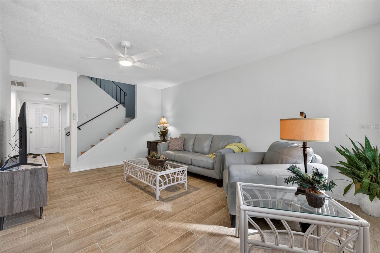 6490 CAPE HATTERAS WAY NE #2, ST PETERSBURG, FL — photo 3