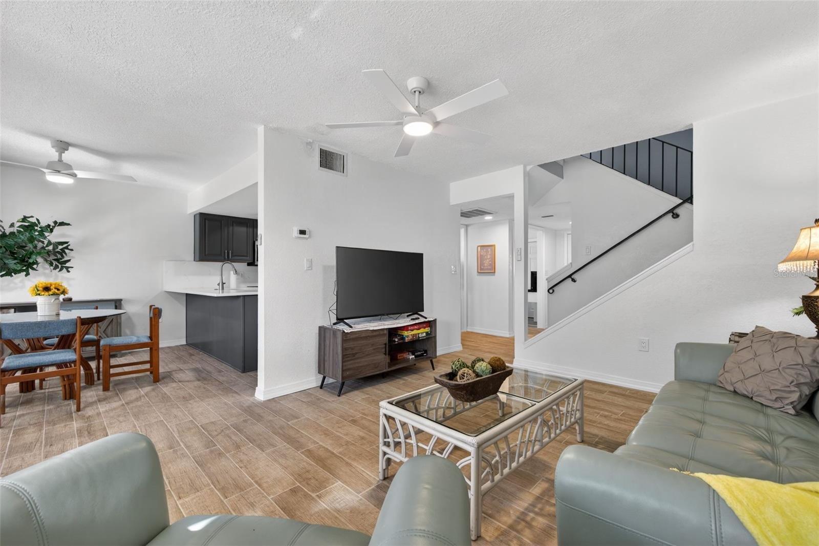 6490 CAPE HATTERAS WAY NE #2, ST PETERSBURG, FL — photo 4