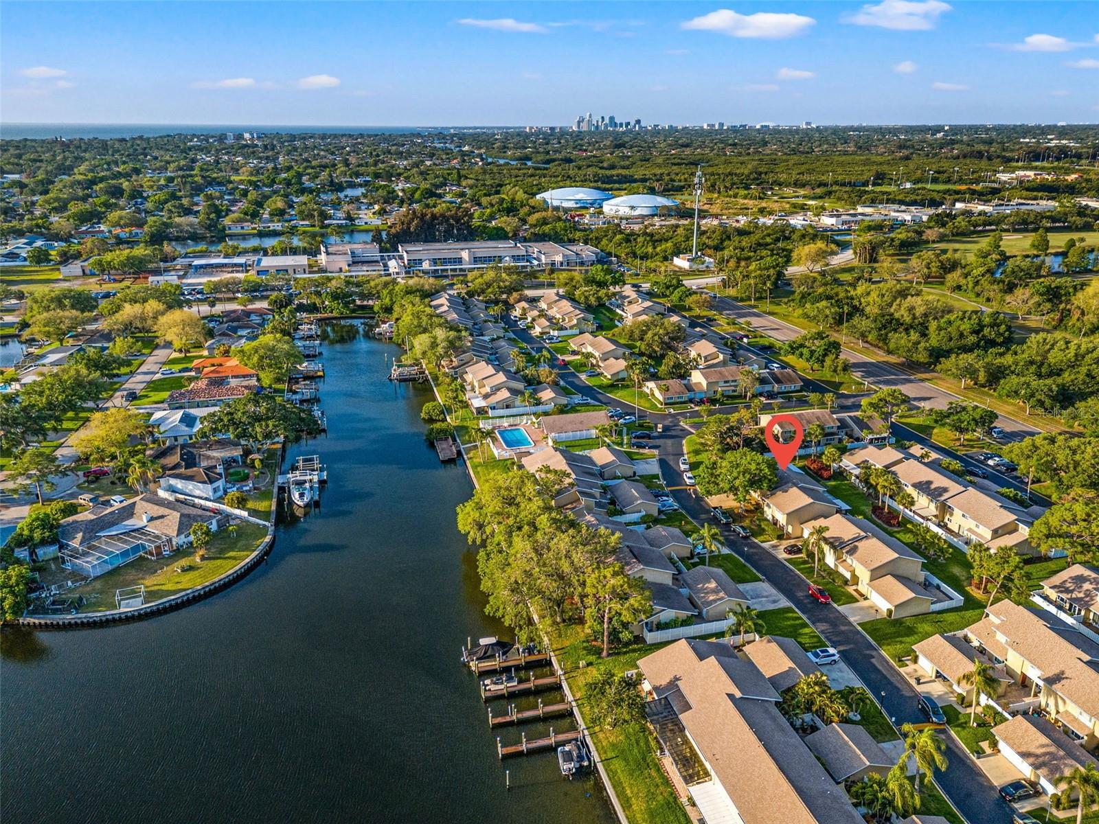 6490 CAPE HATTERAS WAY NE #2, ST PETERSBURG, FL — photo 32