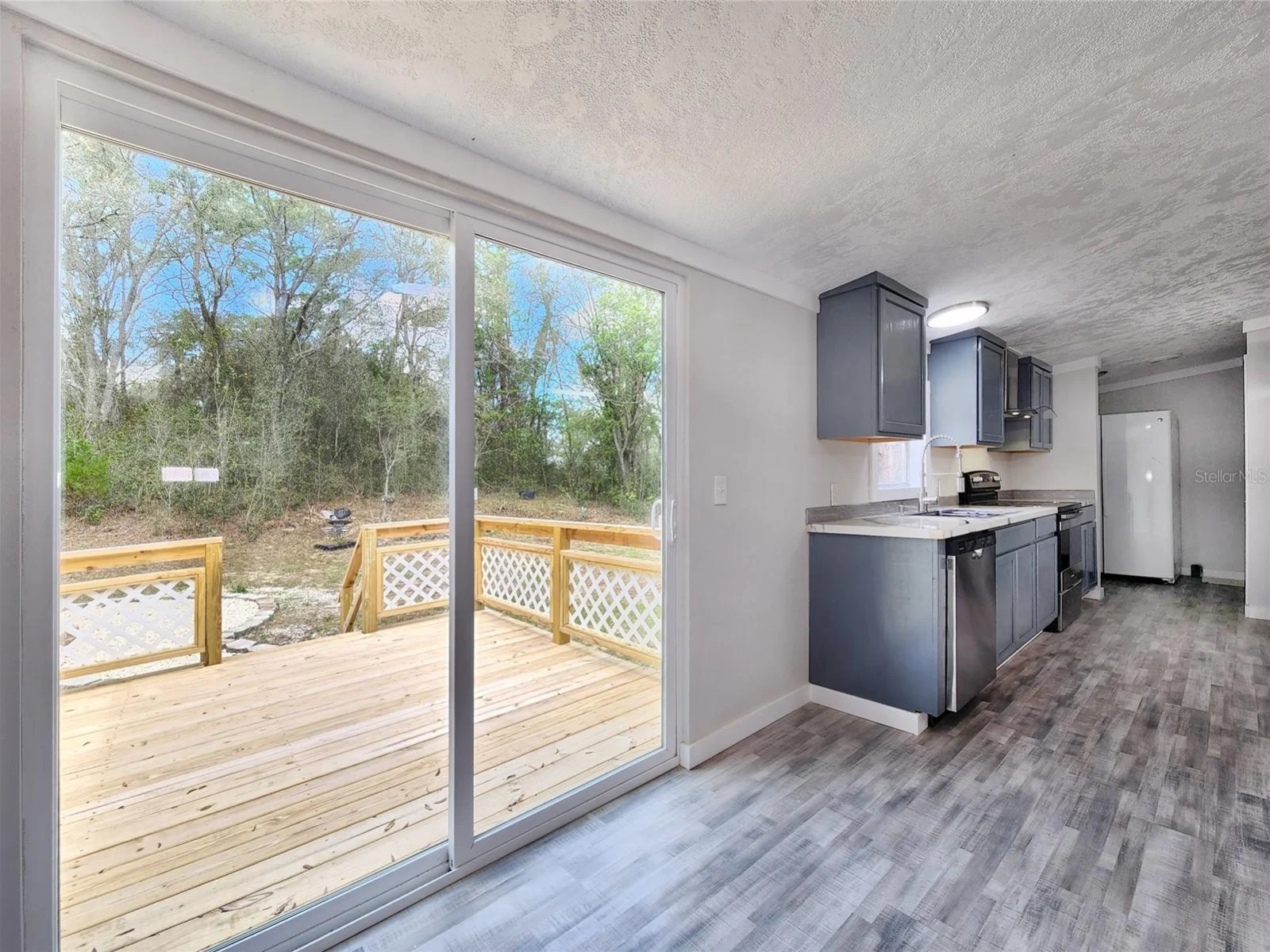 88 N SATURN AVE, INVERNESS, FL — photo 14
