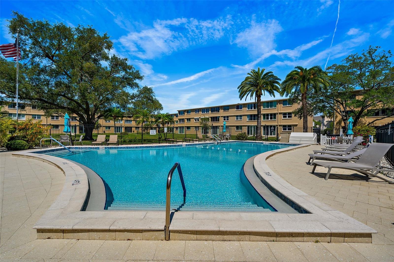 5095 BAY ST NE #110, ST PETERSBURG, FL — photo 29
