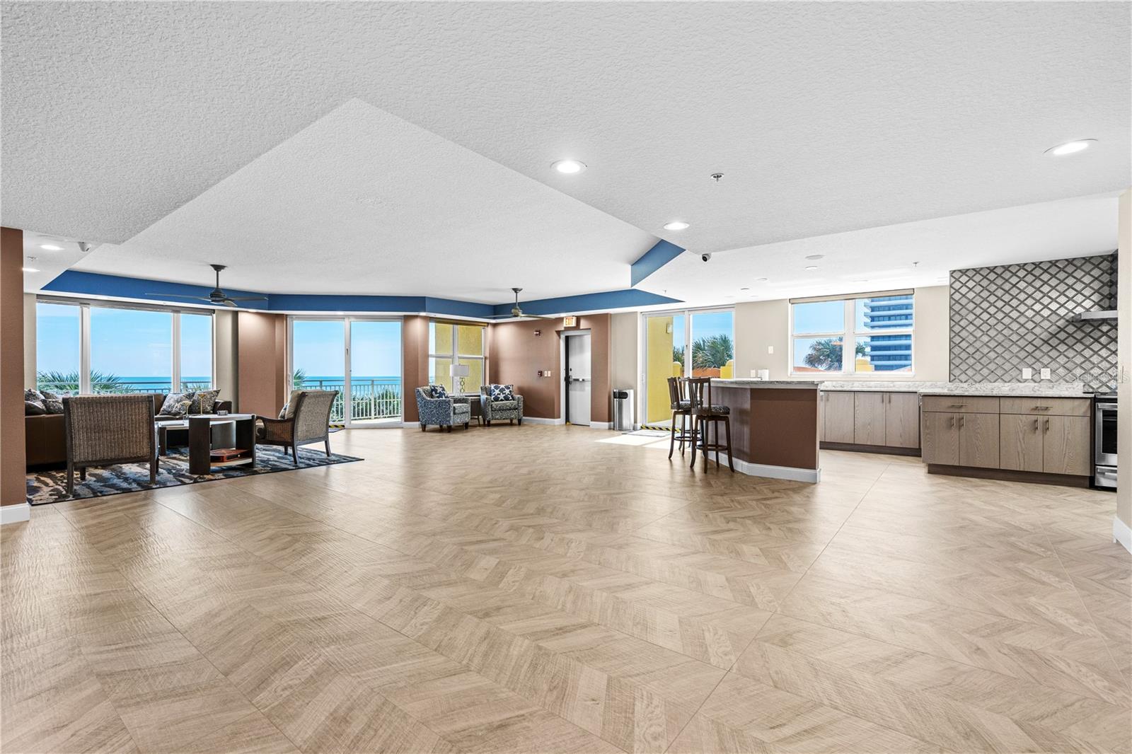 2300 N ATLANTIC AVE #101, DAYTONA BEACH, FL — photo 20