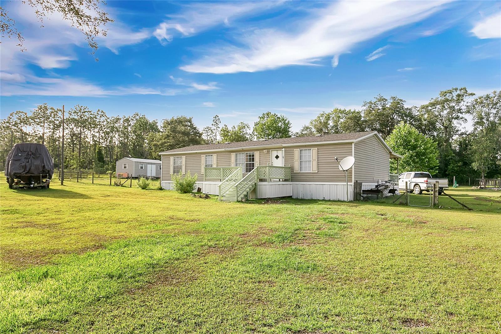 12531 NE 18TH ST, WILLISTON, FL — photo 3