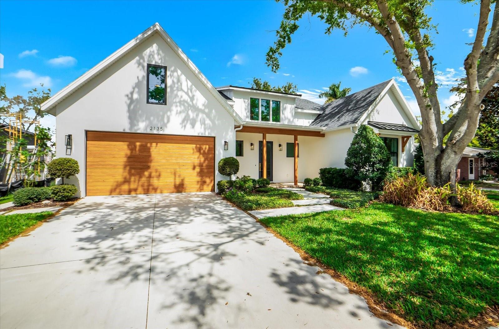 2135 DATURA ST, SARASOTA, FL — photo 3