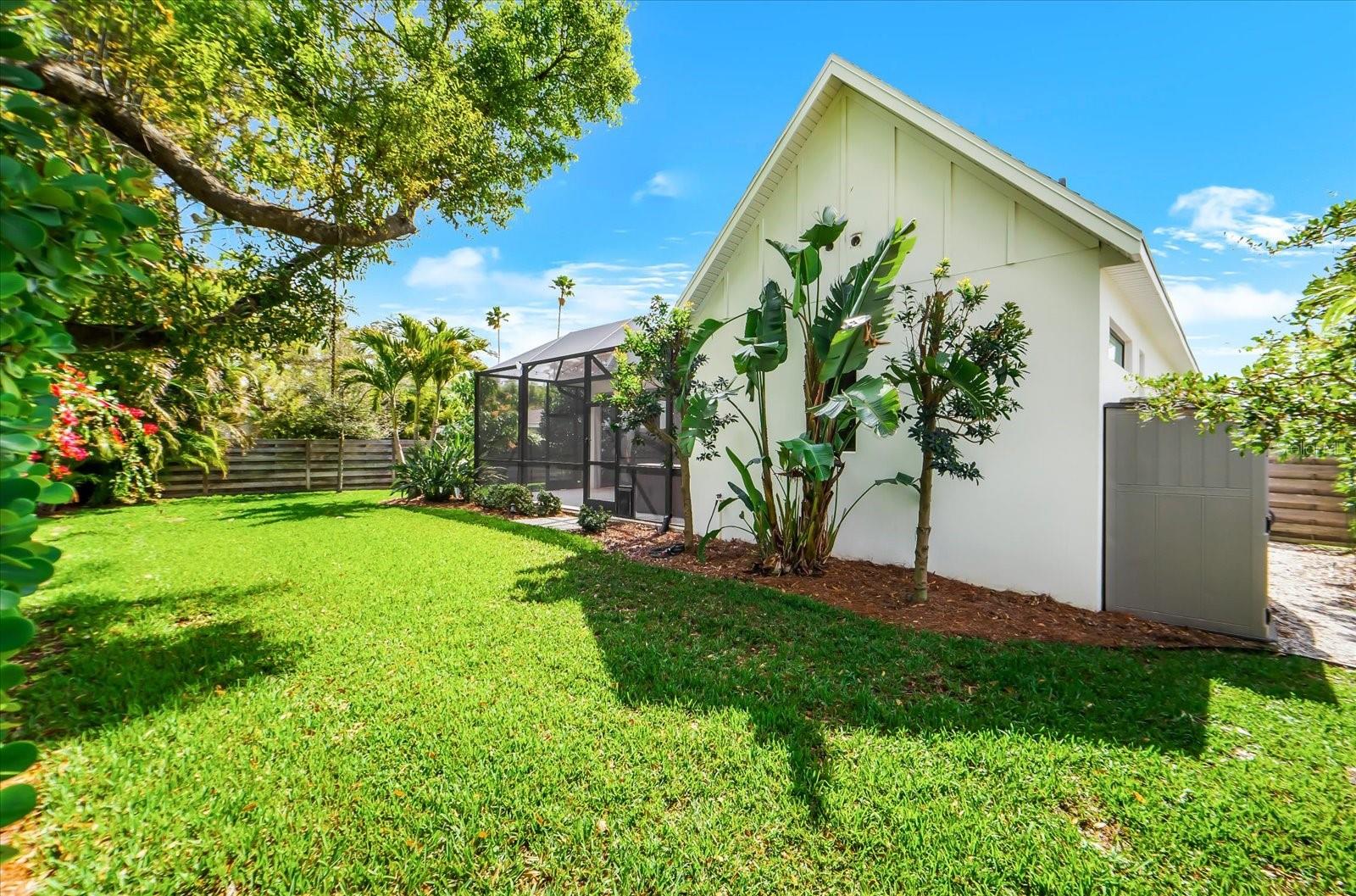 2135 DATURA ST, SARASOTA, FL — photo 57