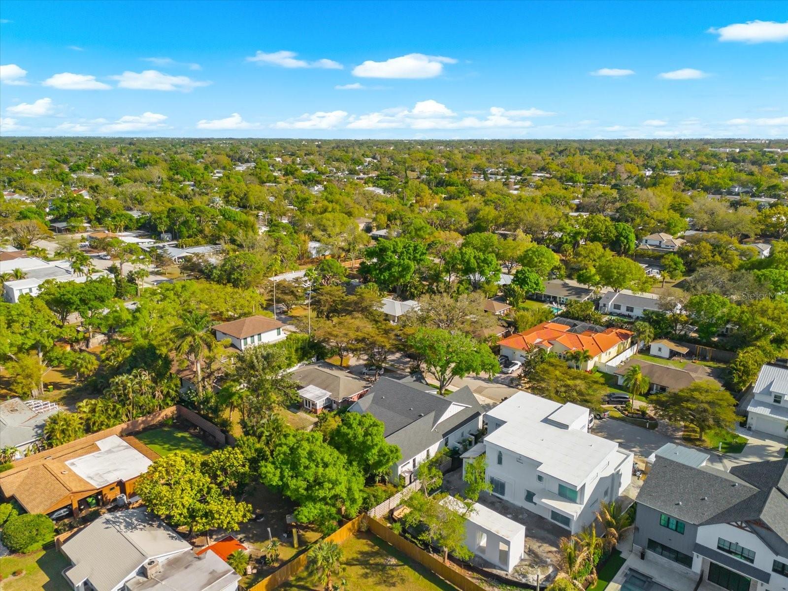 2135 DATURA ST, SARASOTA, FL — photo 61