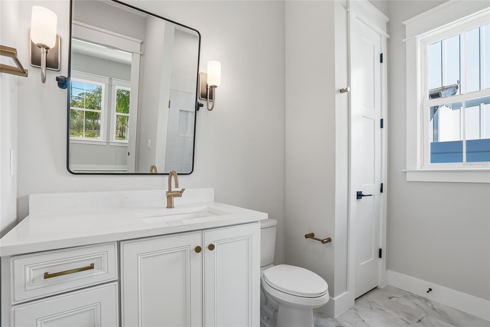 879 53RD AVE N, ST PETERSBURG, FL — photo 12