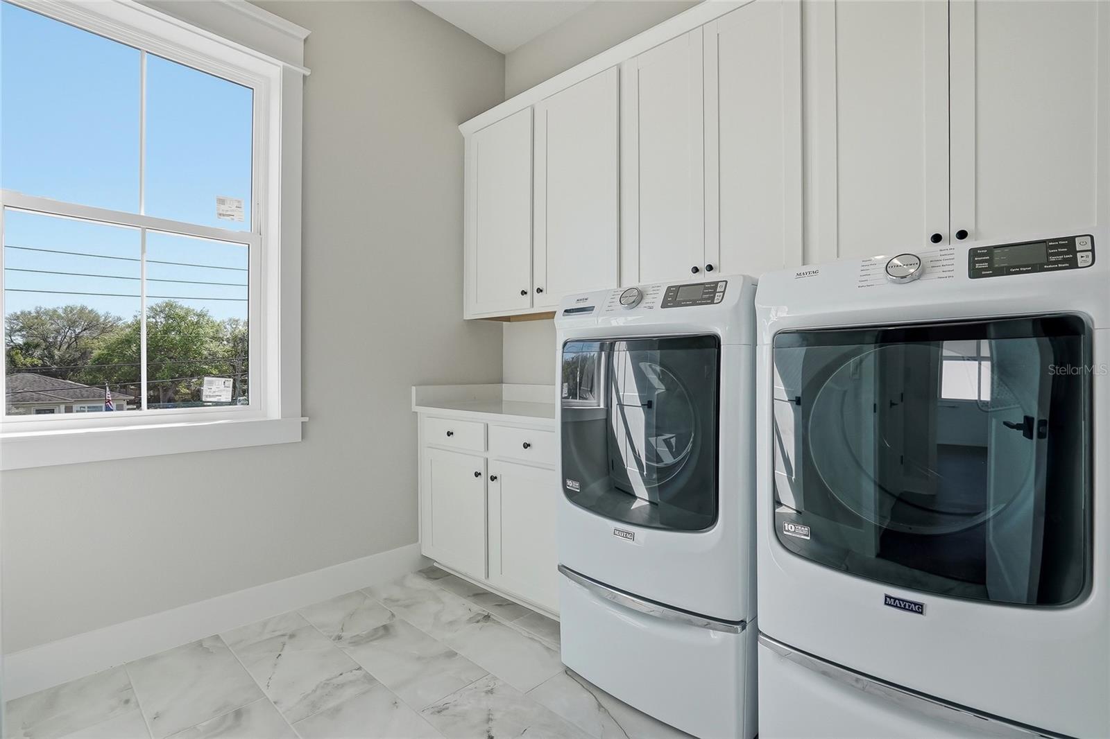 879 53RD AVE N, ST PETERSBURG, FL — photo 48