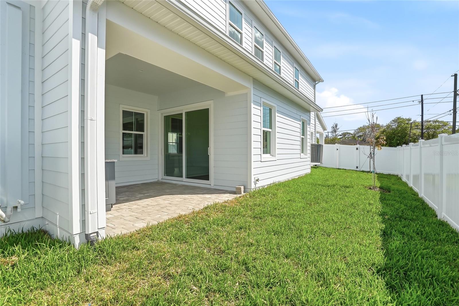 879 53RD AVE N, ST PETERSBURG, FL — photo 51