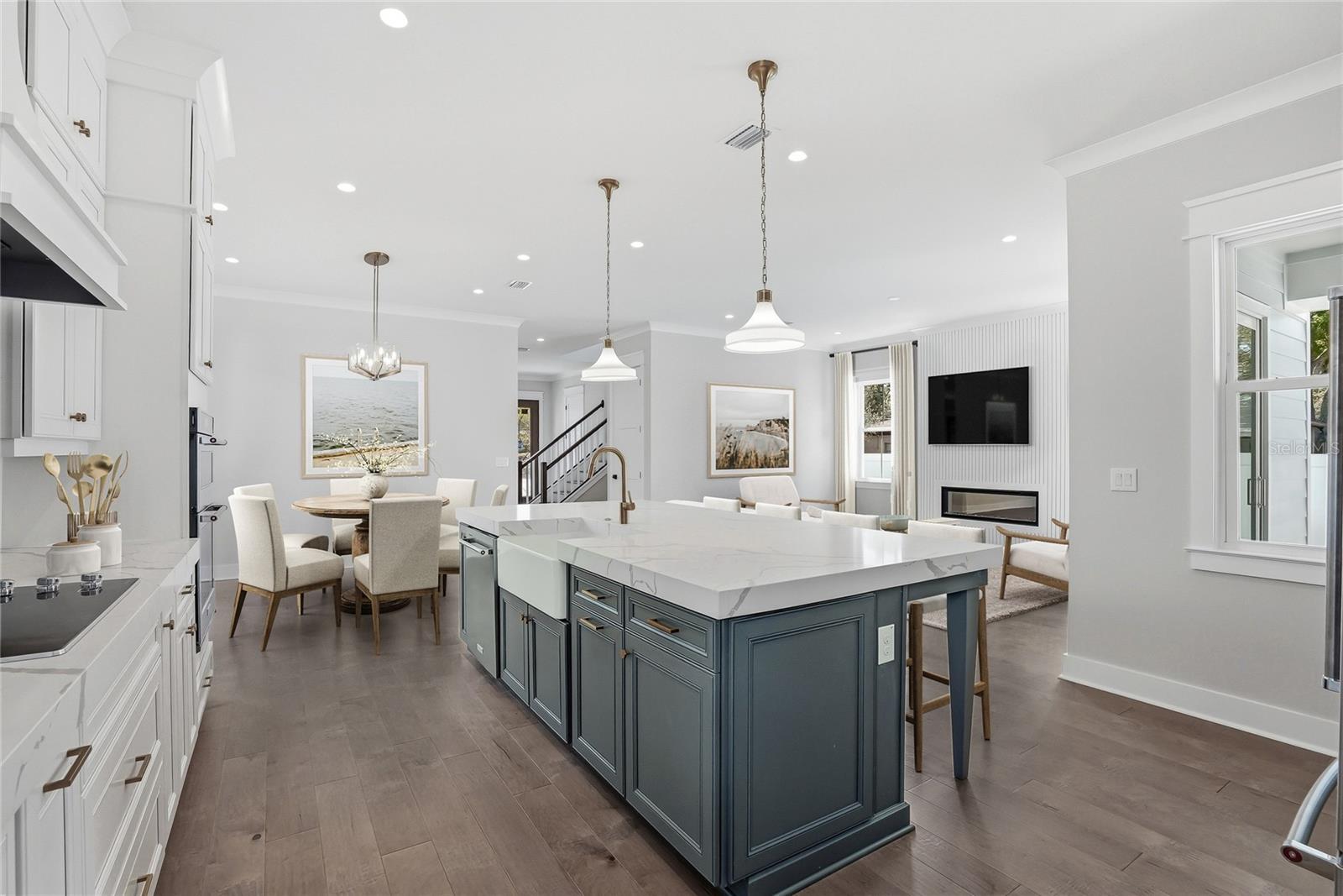 879 53RD AVE N, ST PETERSBURG, FL — photo 17