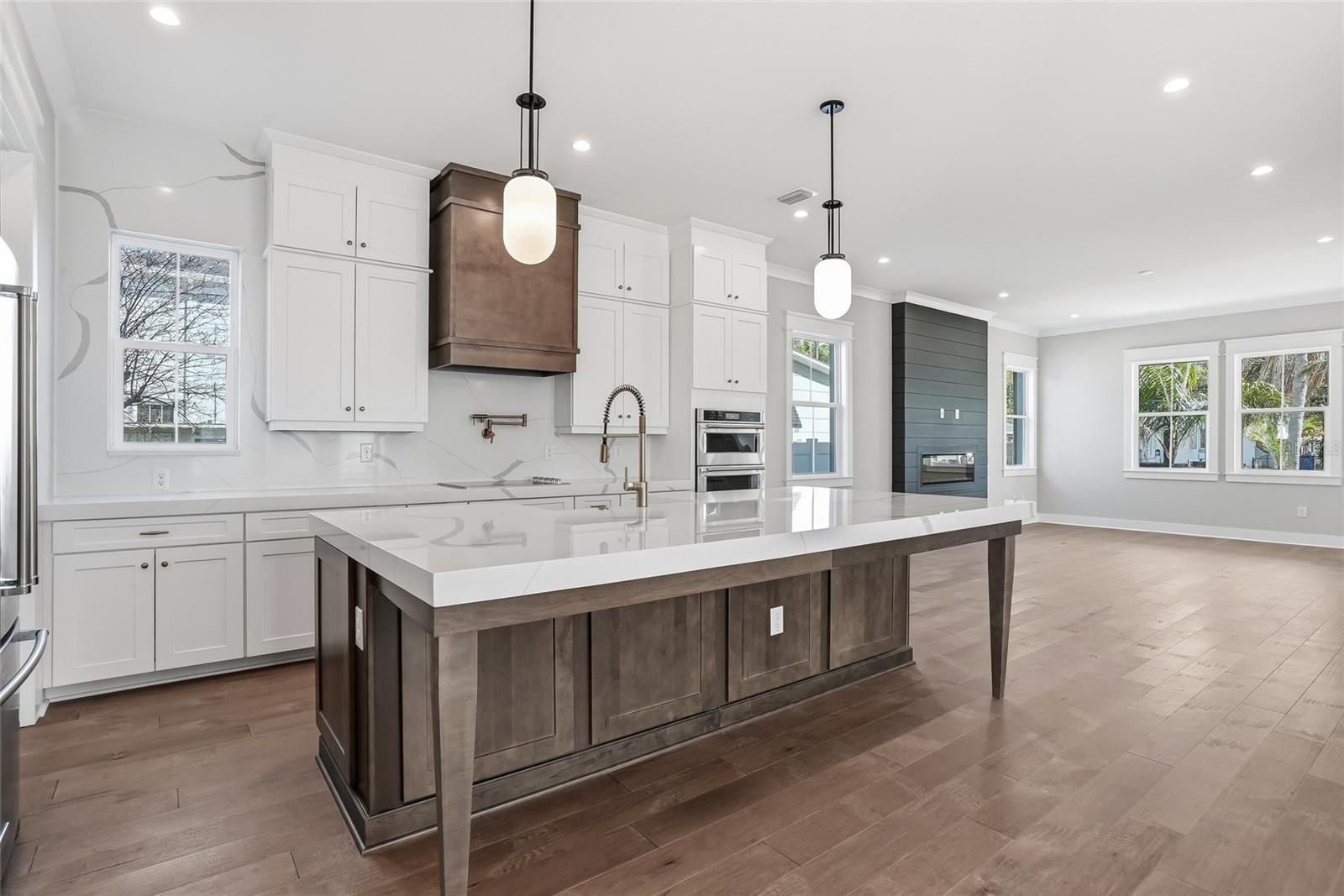 865 53RD AVE N, ST PETERSBURG, FL — photo 17