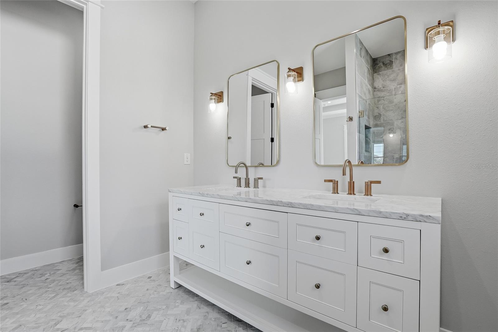 865 53RD AVE N, ST PETERSBURG, FL — photo 38
