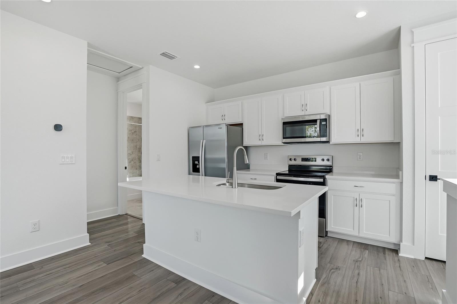 865 53RD AVE N, ST PETERSBURG, FL — photo 57