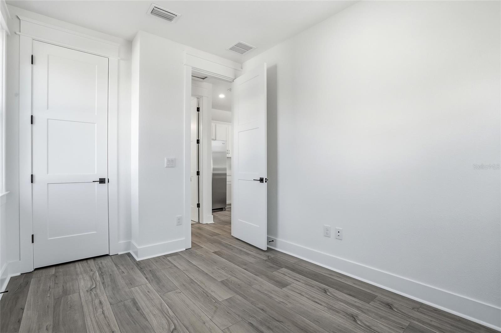 865 53RD AVE N, ST PETERSBURG, FL — photo 62