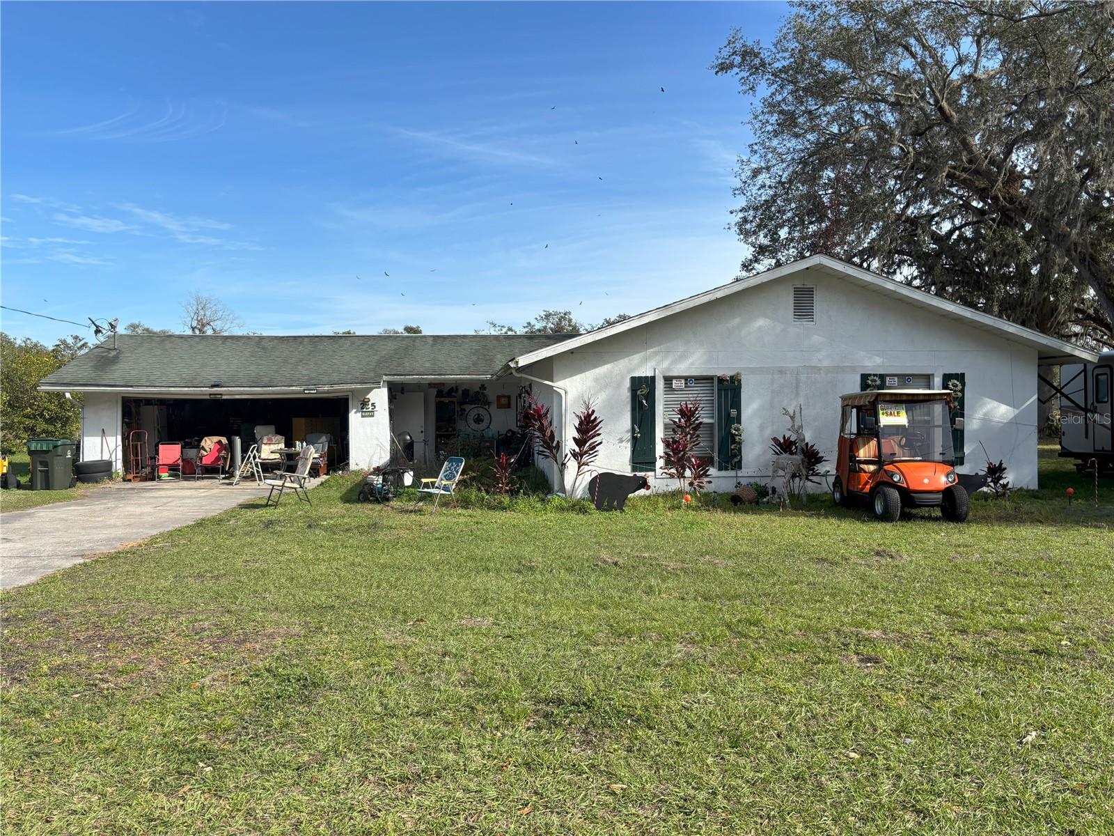 , BUSHNELL, FL