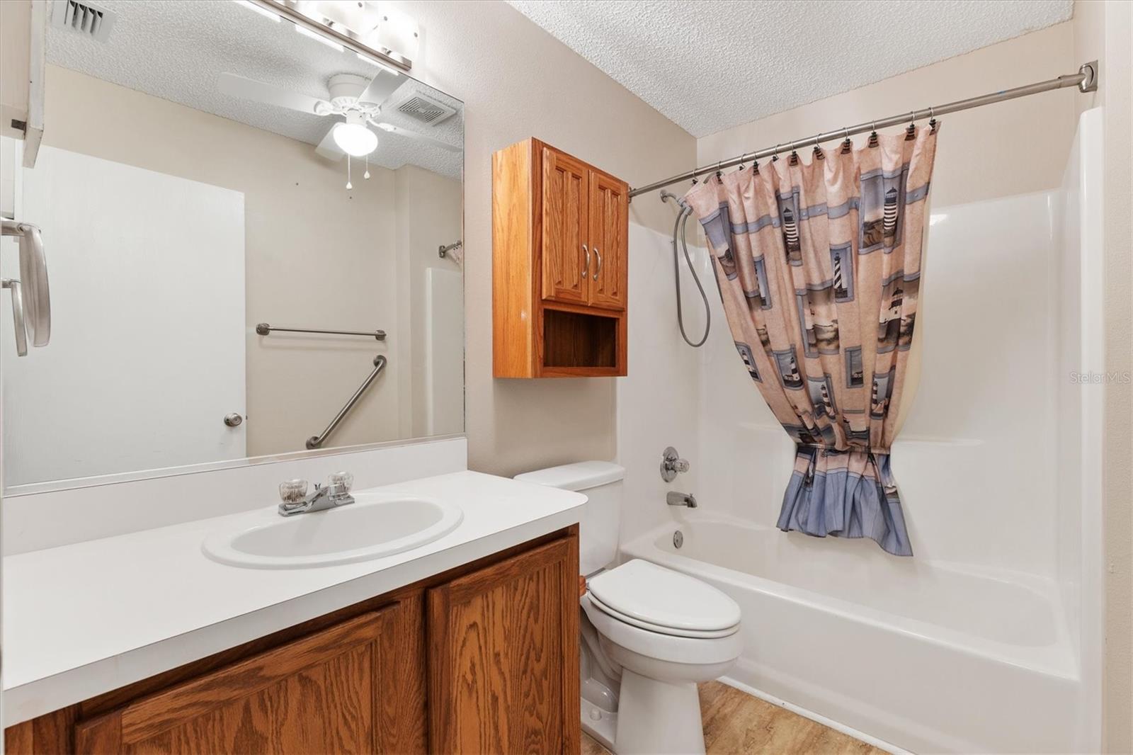17470 SE 93RD VINE AVE, THE VILLAGES, FL — photo 23