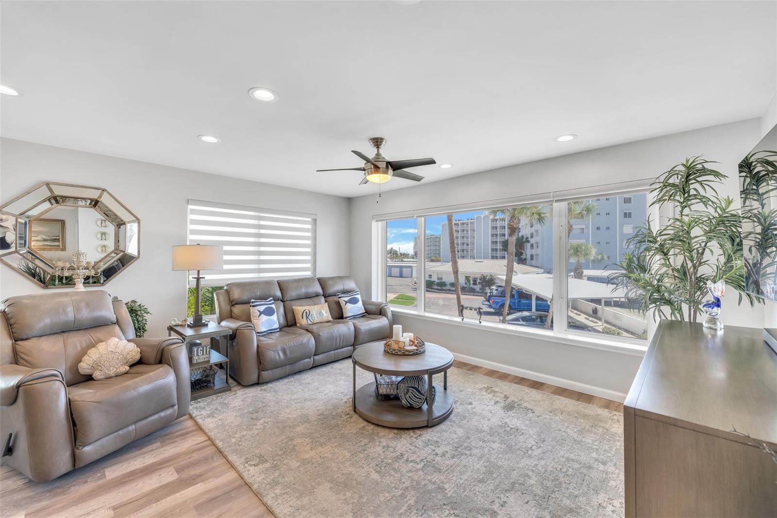 5400 GULF DR #32, HOLMES BEACH, FL — photo 8